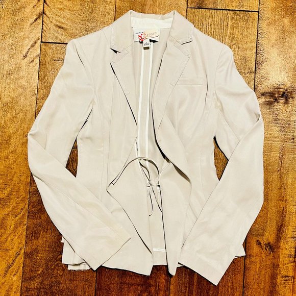 Banana Republic Soft Light Off-white Blazer Jacket with Pleated Details - Picture 8 of 13
